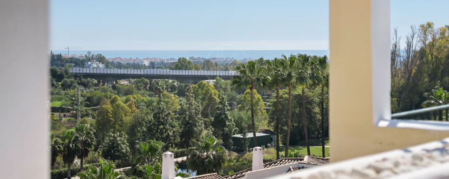 Luxury Penthouse with Sea Views – La Quinta