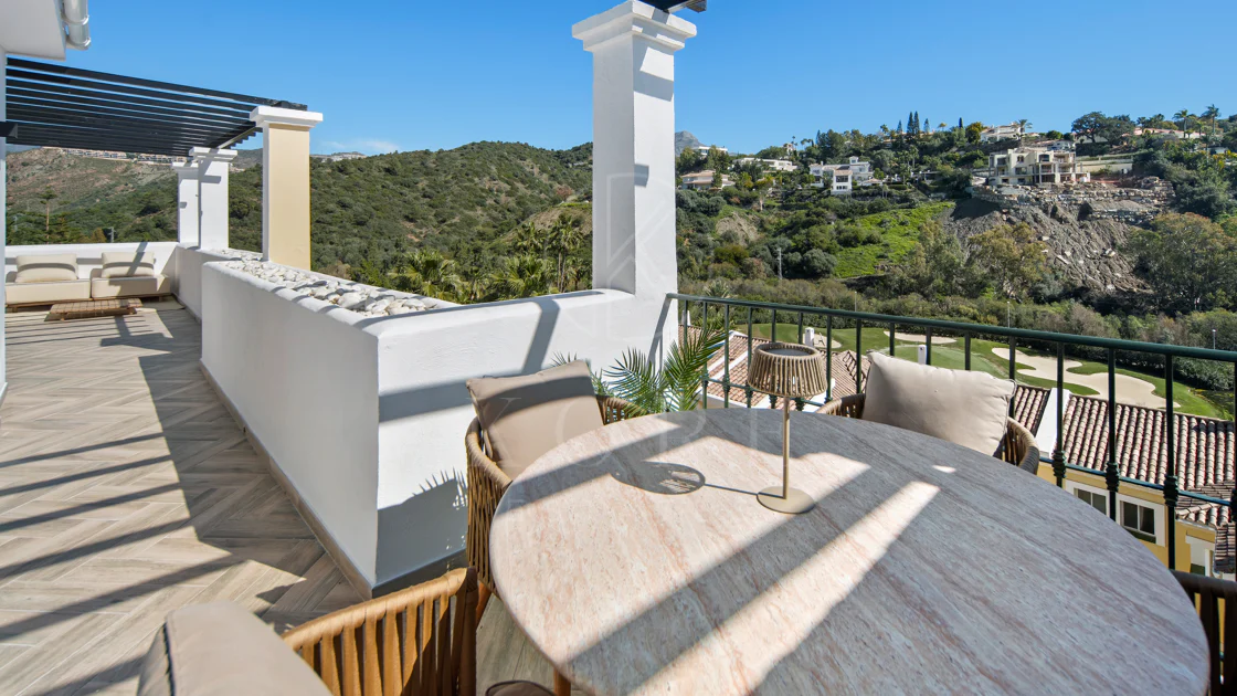 Luxury Penthouse with Sea Views – La Quinta