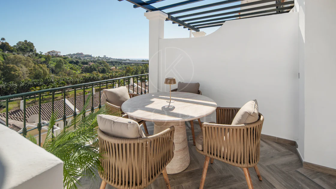 Luxury Penthouse with Sea Views – La Quinta