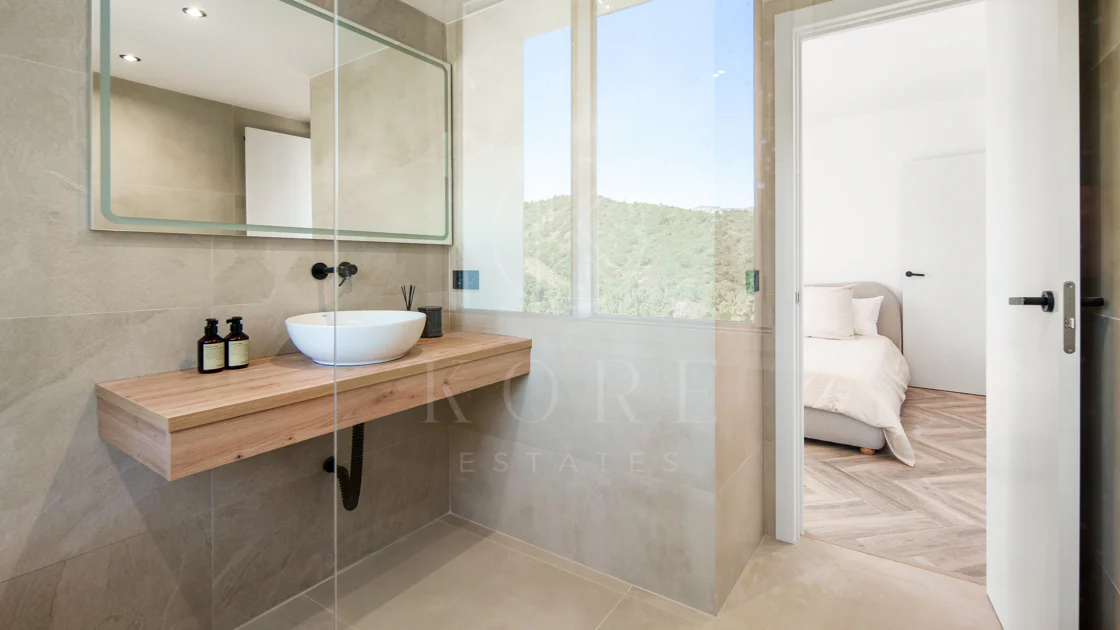 Luxury Penthouse with Sea Views – La Quinta