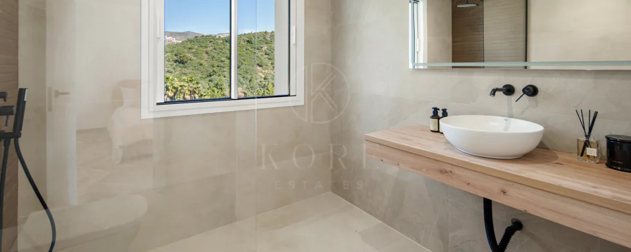 Luxury Penthouse with Sea Views – La Quinta