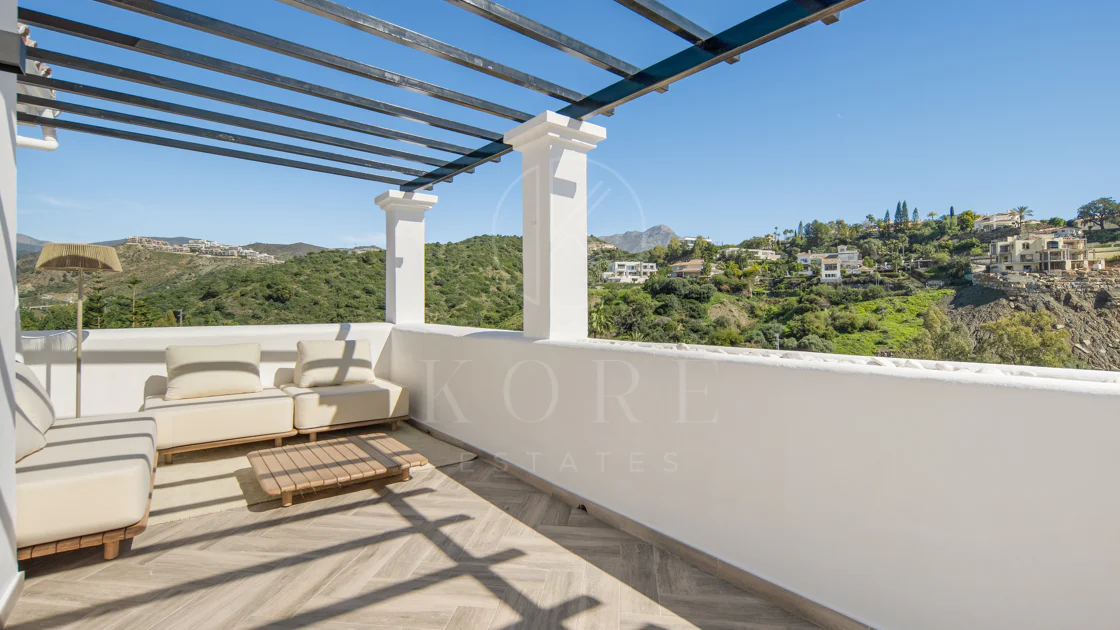 Luxury Penthouse with Sea Views – La Quinta