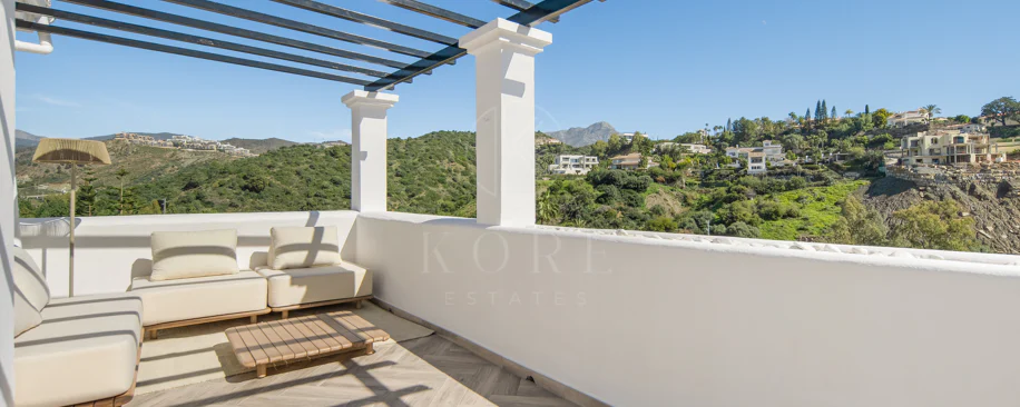 Luxury Penthouse with Sea Views – La Quinta