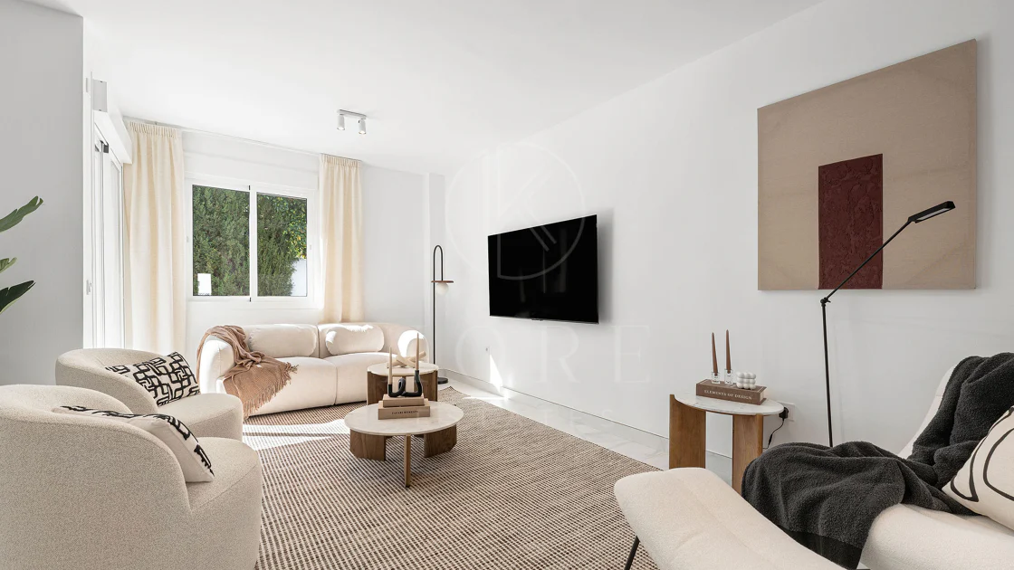 Bine ați venit în acest townhouse excepțional unde luxul contemporan se îmbină cu confortul și un stil de viață lipsit de efort!