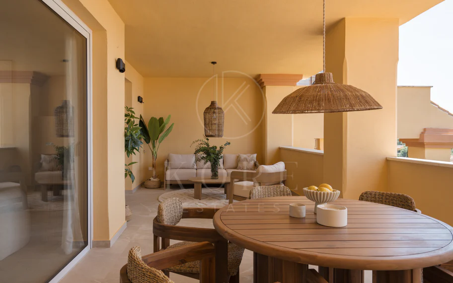 Apartamento con impresionantes vistas al mar en Cumbres del Rodeo, Nueva Andalucía.