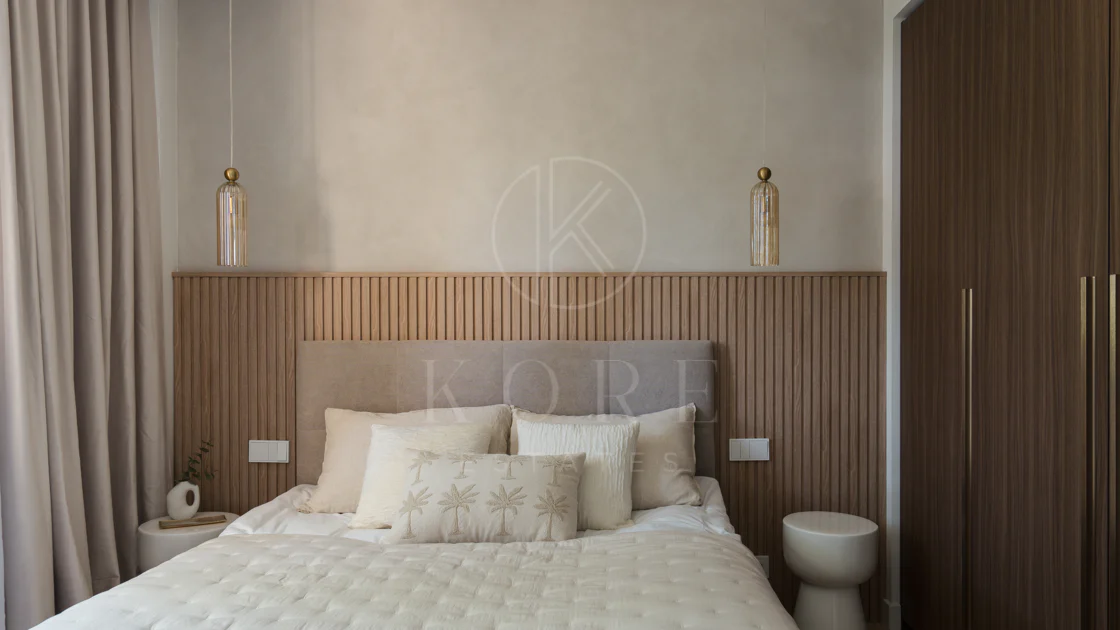 Apartament superb cu vedere la mare în Cumbres del Rodeo, Nueva Andalucia.