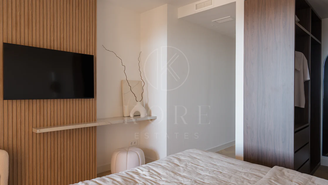 Apartament superb cu vedere la mare în Cumbres del Rodeo, Nueva Andalucia.