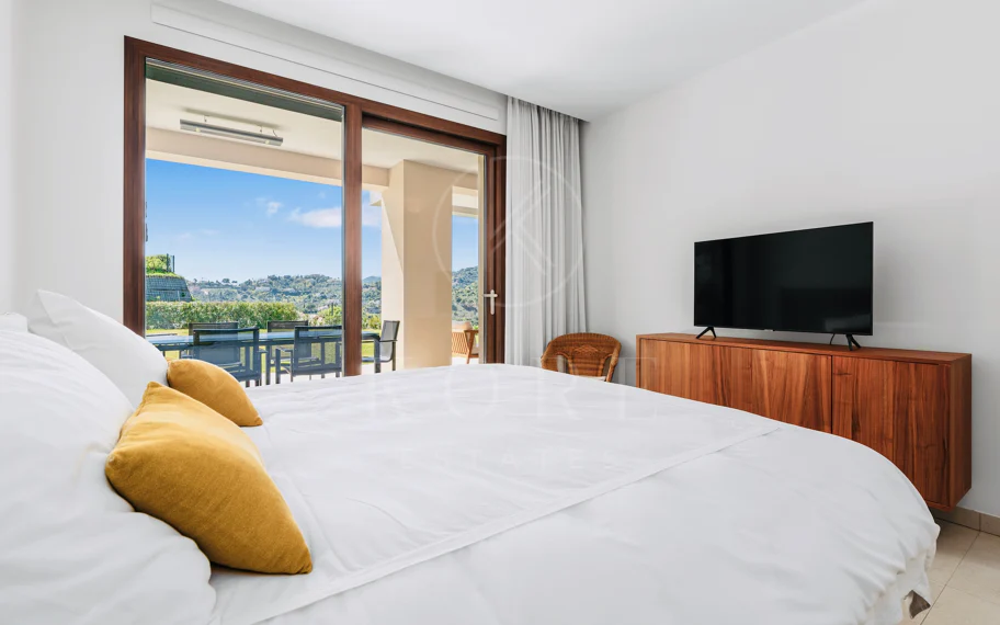Apartamento Planta Baja en venta en Real de La Quinta, Benahavis