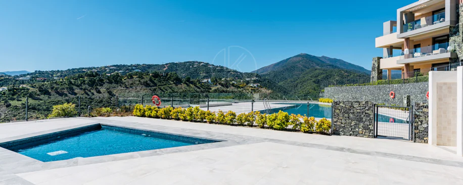 Ground Floor Apartment for sale in Real de La Quinta, Benahavis