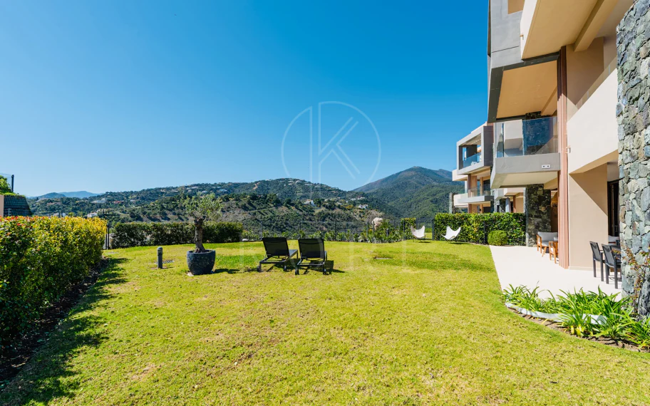 Apartamento Planta Baja en venta en Real de La Quinta, Benahavis
