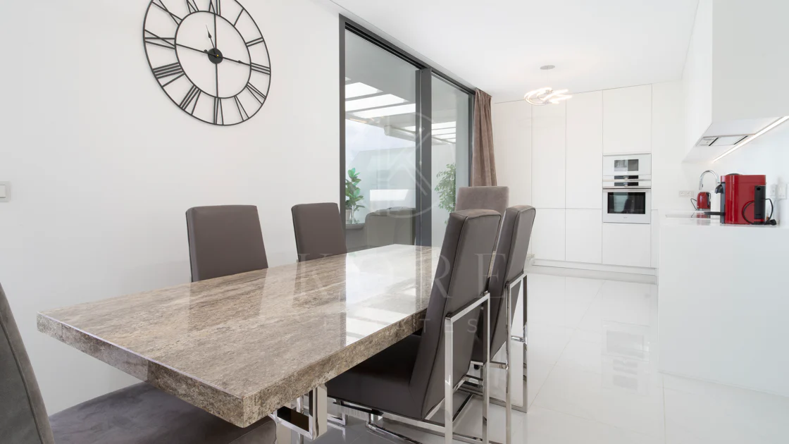 Luxury 3-Bedroom Duplex Penthouse for Sale in Cataleya, Atalaya Golf, Estepona