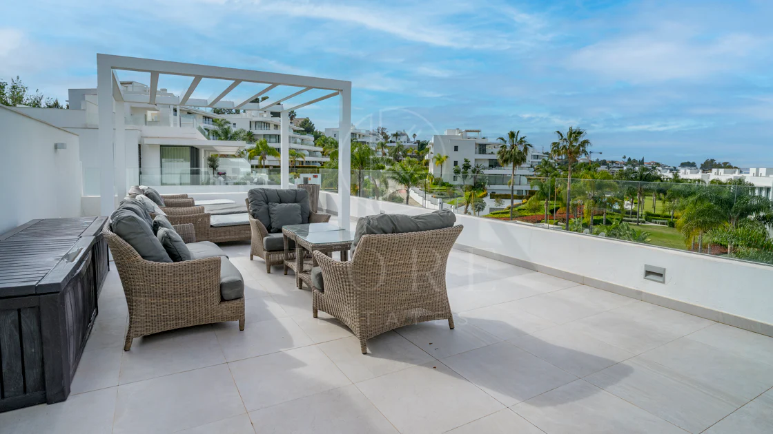 Luxury 3-Bedroom Duplex Penthouse for Sale in Cataleya, Atalaya Golf, Estepona