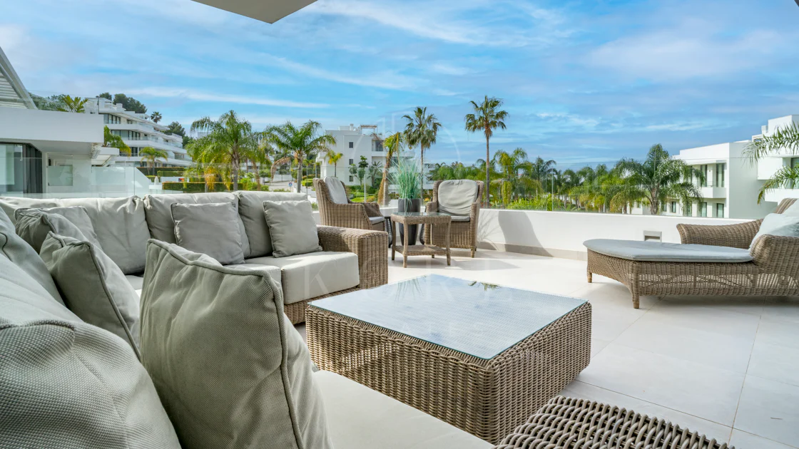 Luxury 3-Bedroom Duplex Penthouse for Sale in Cataleya, Atalaya Golf, Estepona