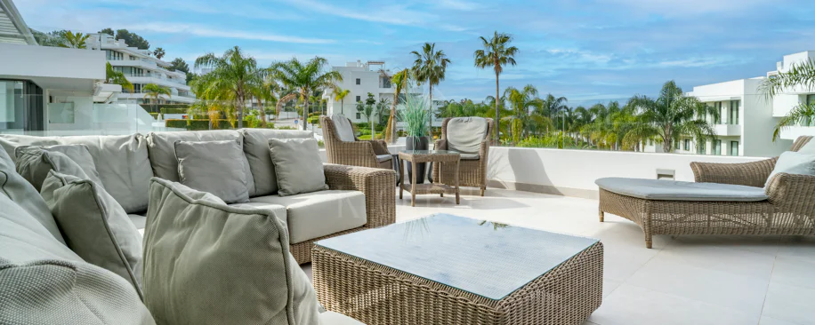 Luxury 3-Bedroom Duplex Penthouse for Sale in Cataleya, Atalaya Golf, Estepona