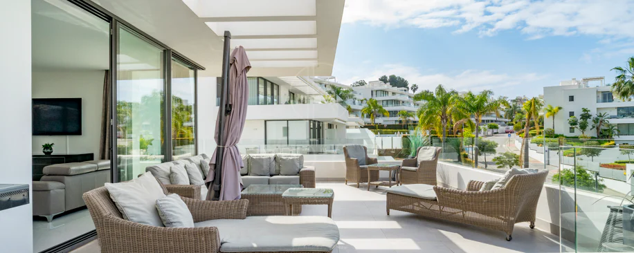 Luxury 3-Bedroom Duplex Penthouse for Sale in Cataleya, Atalaya Golf, Estepona