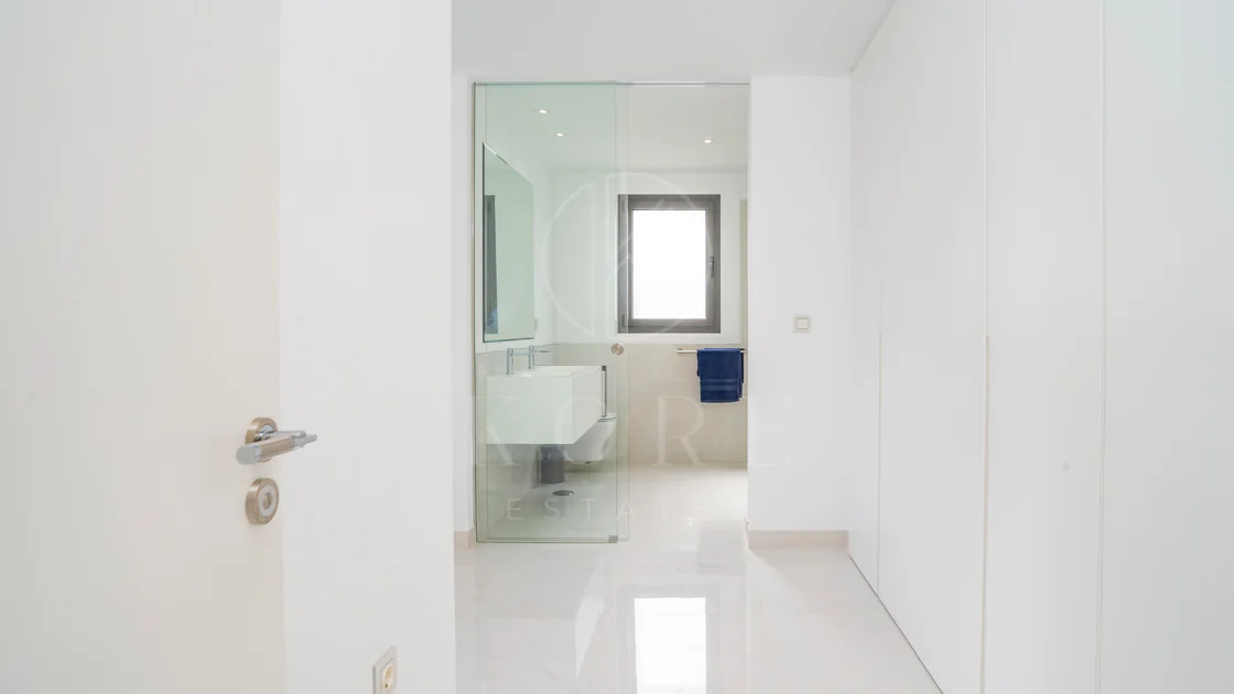 Luxury 3-Bedroom Duplex Penthouse for Sale in Cataleya, Atalaya Golf, Estepona