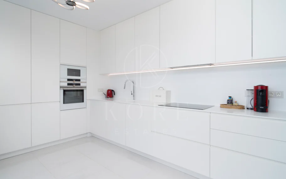 Ático duplex de lujo en Cataleya, Atalaya Golf, Estepona propiedad con 3 dormitorios en venta