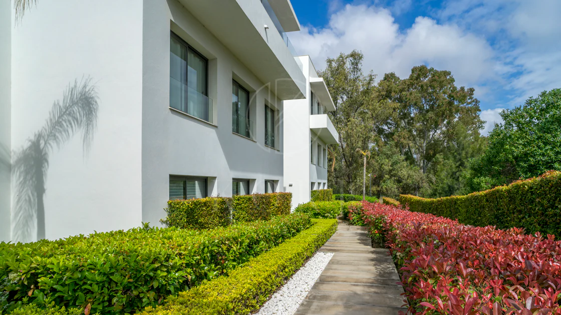Luxury 3-Bedroom Duplex Penthouse for Sale in Cataleya, Atalaya Golf, Estepona