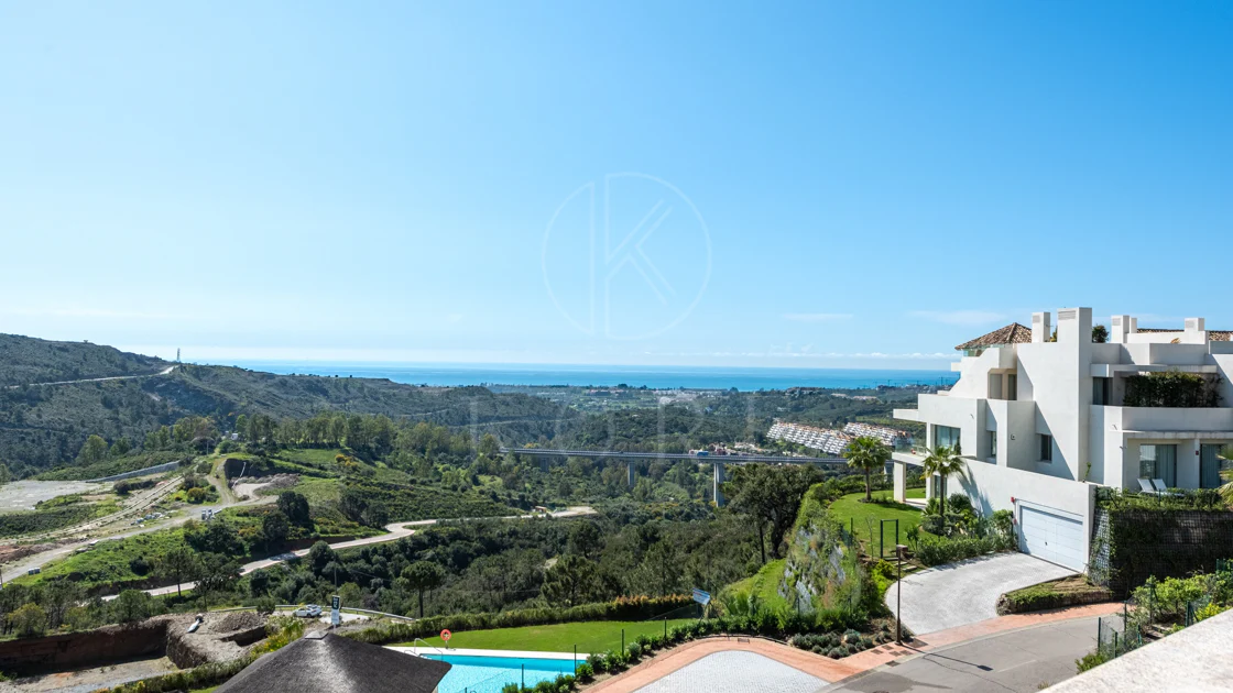 Charming Penthouse Located in Marbella Club Hills, Benahavis