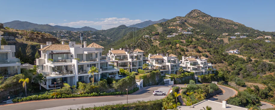 Charming Penthouse Located in Marbella Club Hills, Benahavis