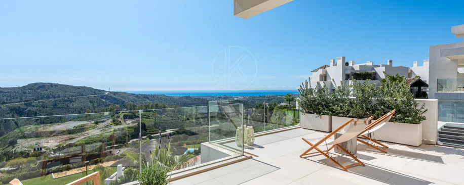 Charming Penthouse Located in Marbella Club Hills, Benahavis