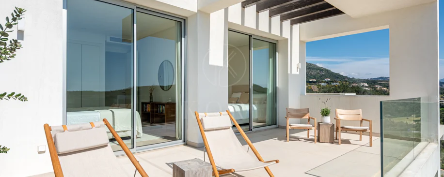 Charming Penthouse Located in Marbella Club Hills, Benahavis