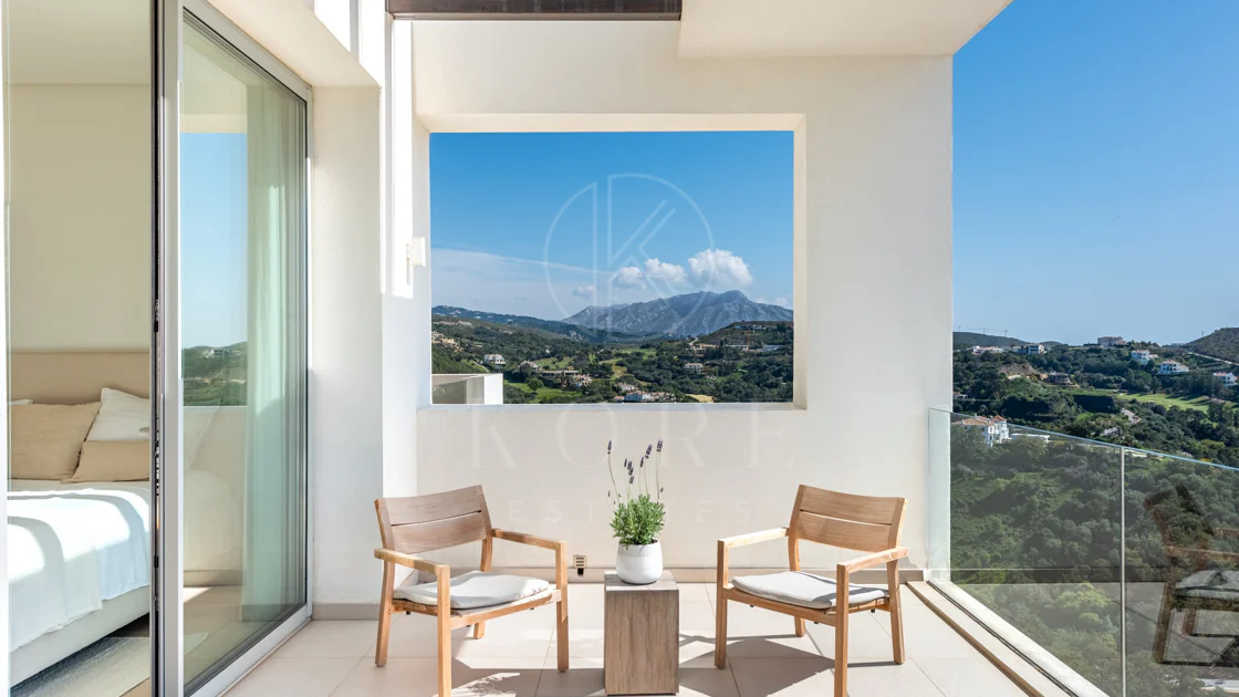 Charming Penthouse Located in Marbella Club Hills, Benahavis