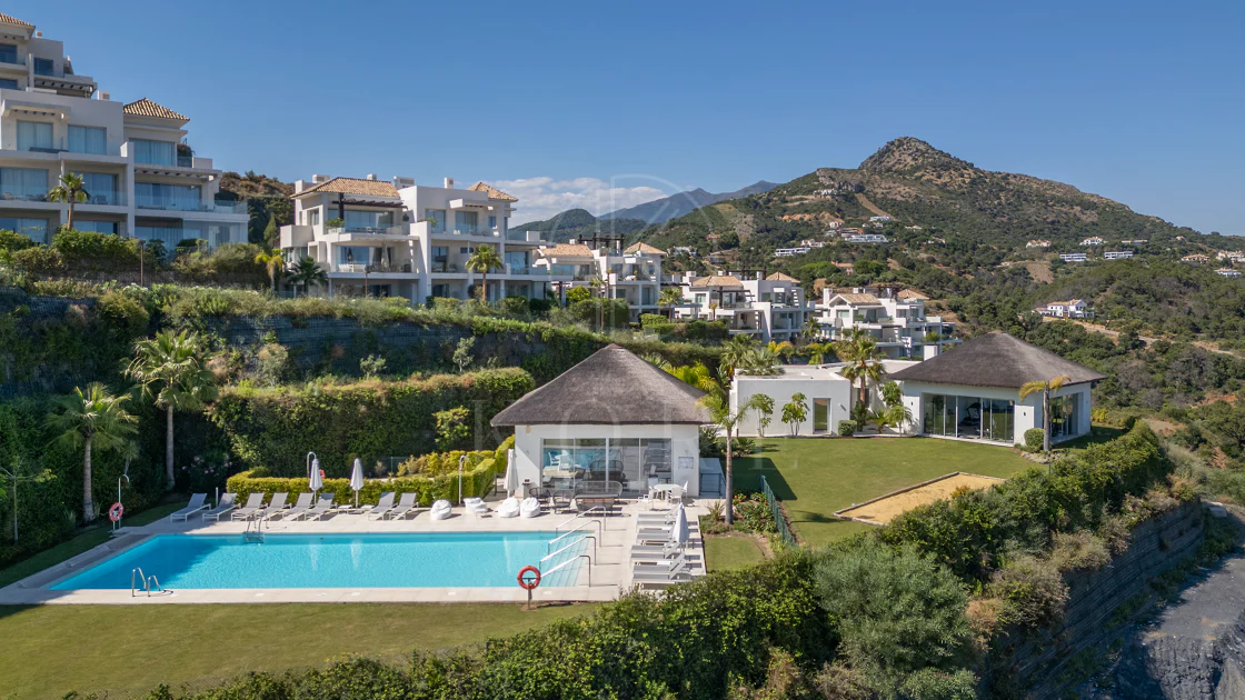 Charming Penthouse Located in Marbella Club Hills, Benahavis