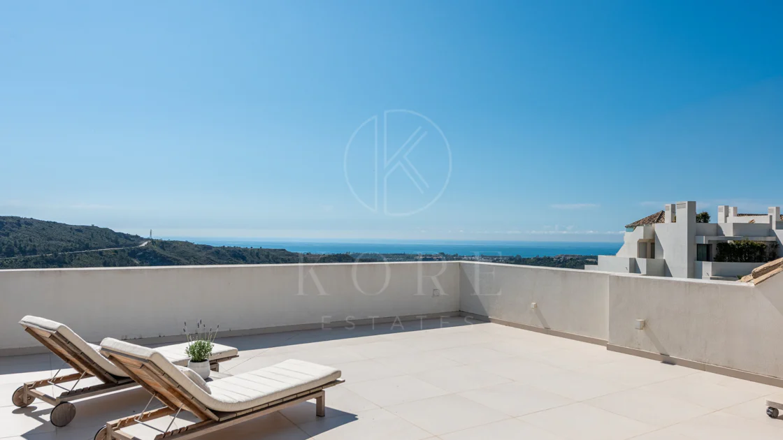 Charming Penthouse Located in Marbella Club Hills, Benahavis