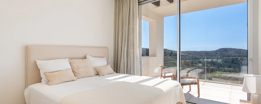 Charming Penthouse Located in Marbella Club Hills, Benahavis