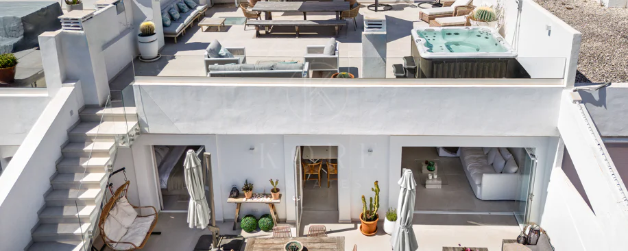 Penthouse for sale in La Quinta, Benahavis