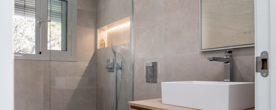 Penthouse for sale in La Quinta, Benahavis