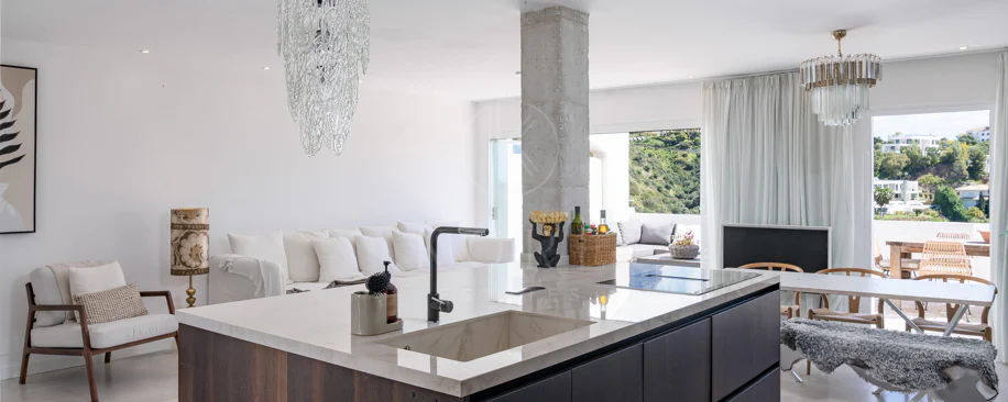 Penthouse for sale in La Quinta, Benahavis
