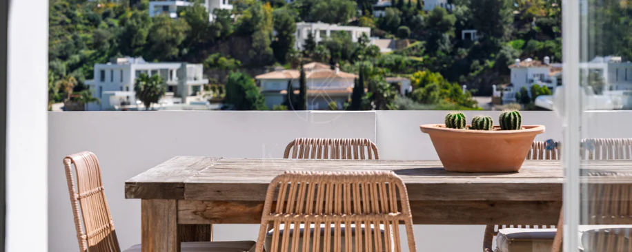 Penthouse for sale in La Quinta, Benahavis