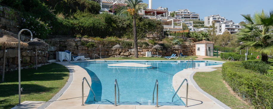 Palacetes 7 - Beautifully renovated three-bedroom apartment in La Cerquilla with Sea views.