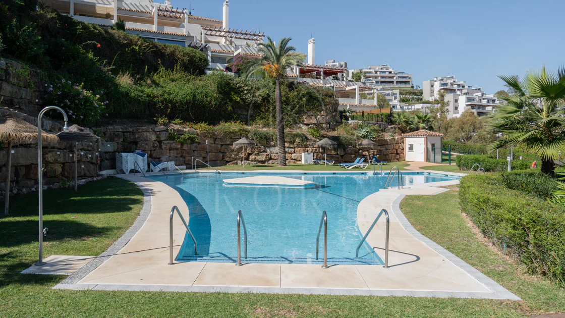Palacetes 7 - Beautifully renovated three-bedroom apartment in La Cerquilla with Sea views.