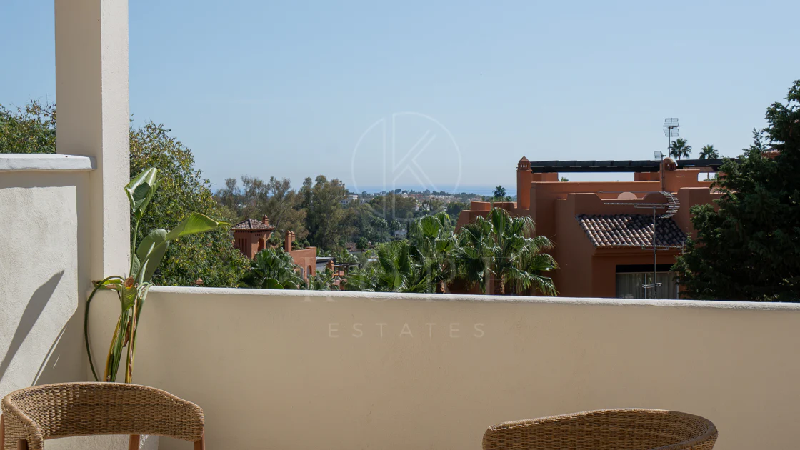 Palacetes 7 - Beautifully renovated three-bedroom apartment in La Cerquilla with Sea views.