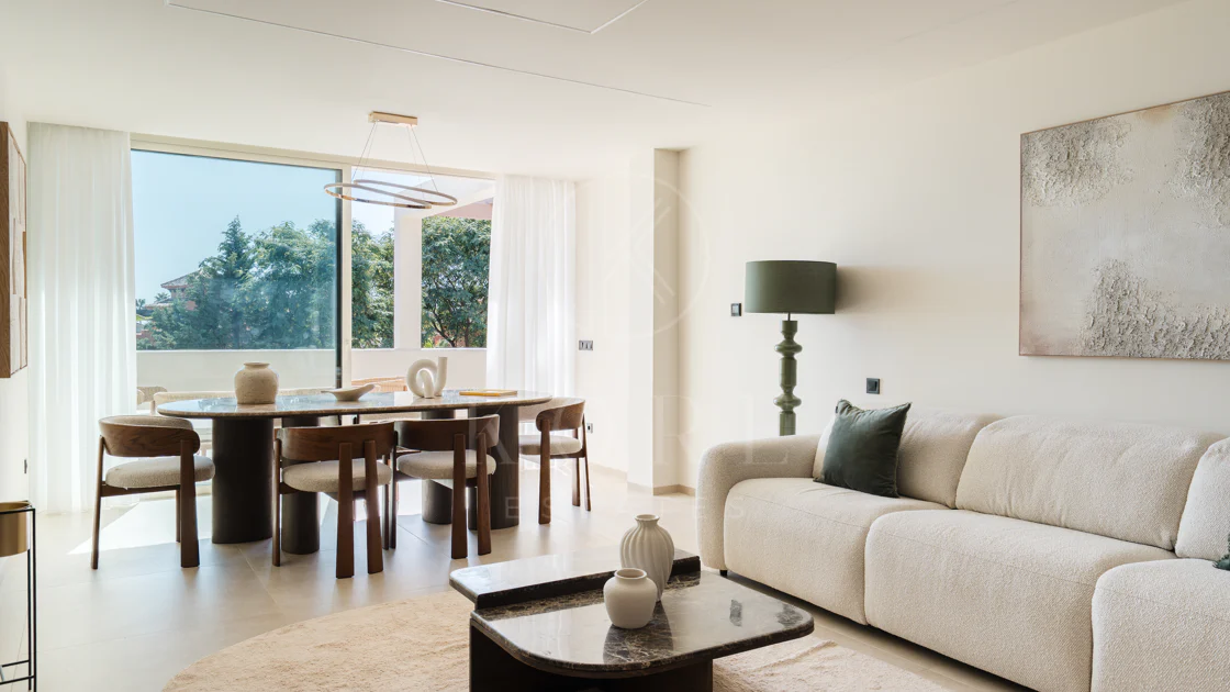 Palacetes 7 - Beautifully renovated three-bedroom apartment in La Cerquilla with Sea views.