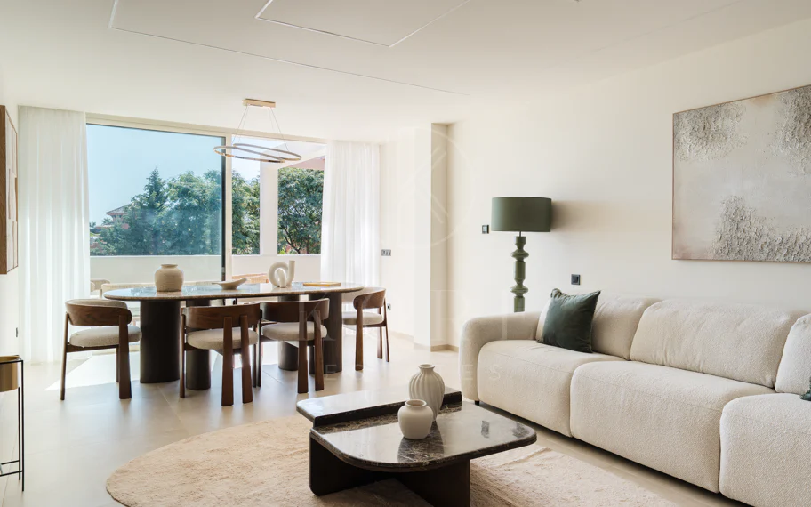 Palacetes 7 - Beautifully renovated three-bedroom apartment in La Cerquilla with Sea views.