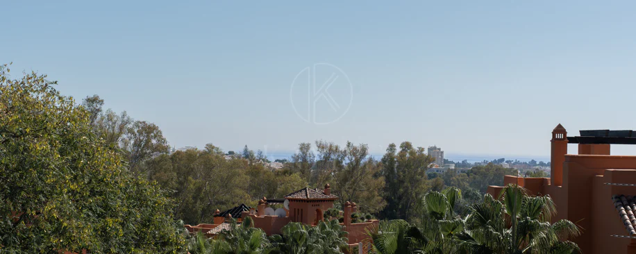 Palacetes 7 - Beautifully renovated three-bedroom apartment in La Cerquilla with Sea views.