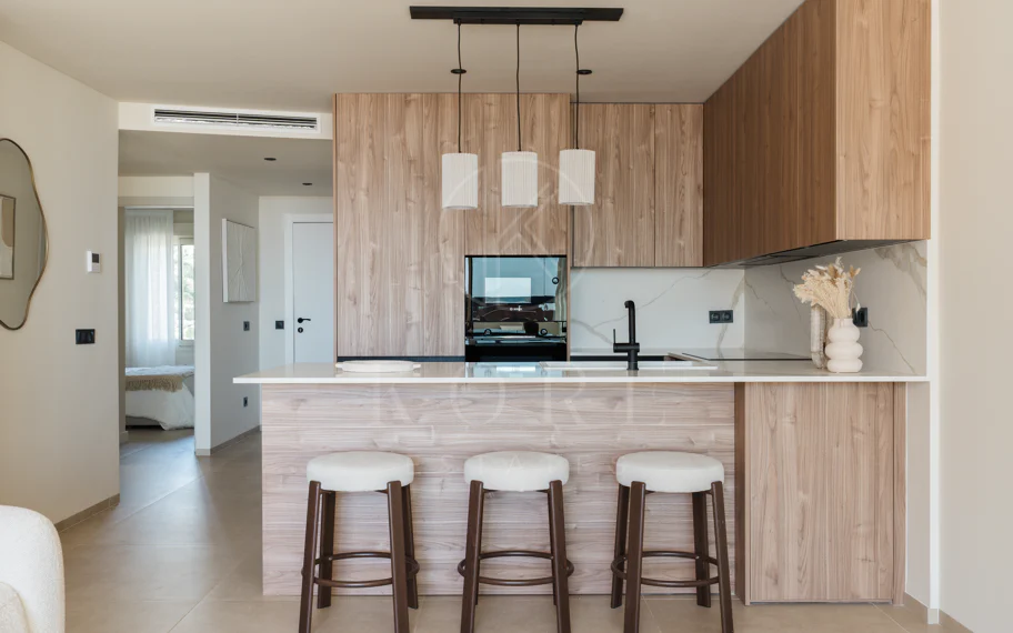 Palacetes 7 - Beautifully renovated three-bedroom apartment in La Cerquilla with Sea views.