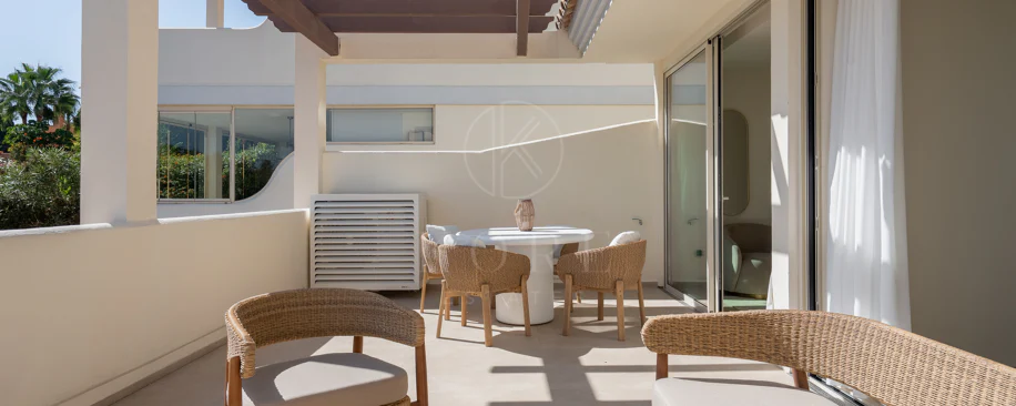 Palacetes 7 - Beautifully renovated three-bedroom apartment in La Cerquilla with Sea views.