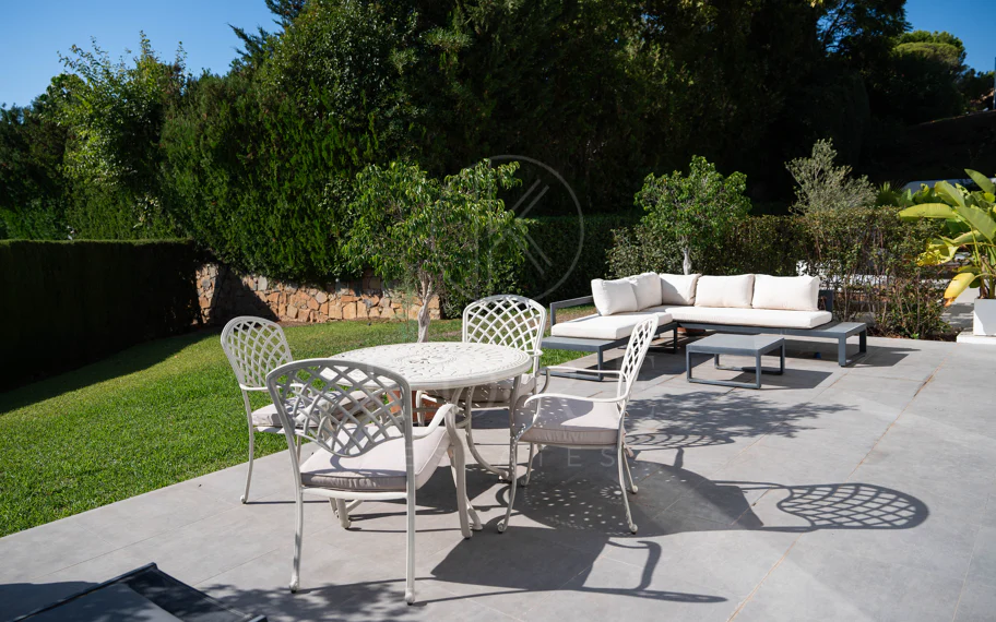 Aloha 3 - Corner Townhouse with Sea Views in an Exclusive Frontline Golf Complex, Nueva Andalucía