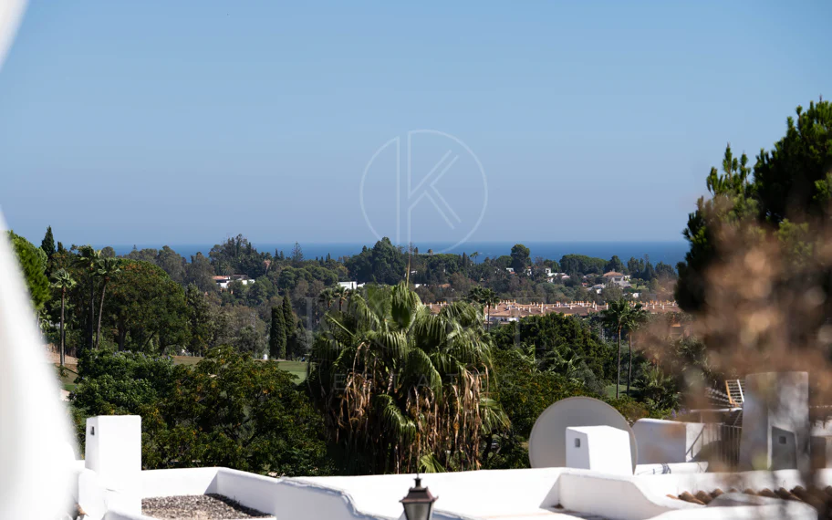 Aloha 3 - Corner Townhouse with Sea Views in an Exclusive Frontline Golf Complex, Nueva Andalucía