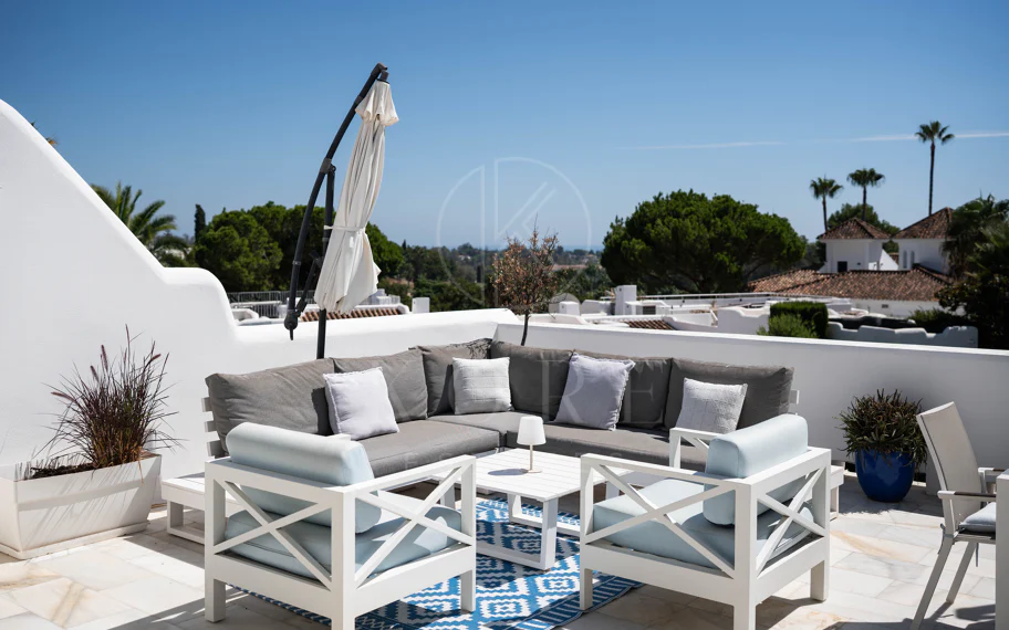 Aloha 3 - Corner Townhouse with Sea Views in an Exclusive Frontline Golf Complex, Nueva Andalucía