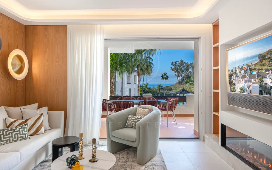 Apartamento moderno en primera línea de playa en Bahía del Velerín