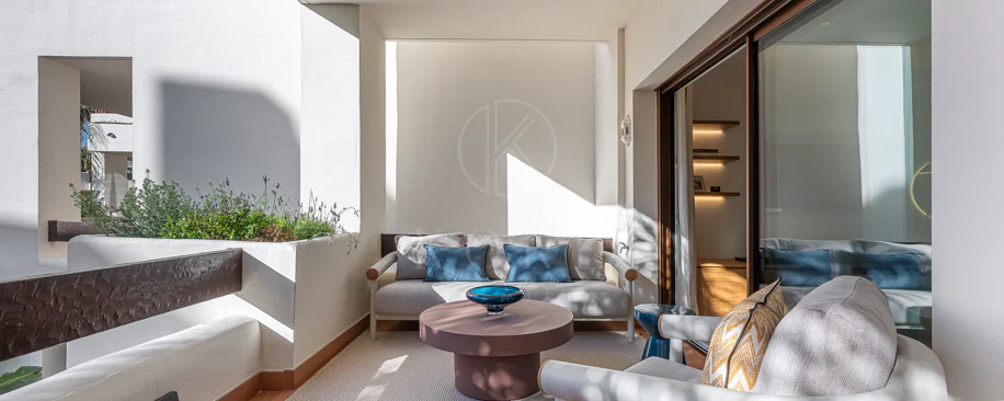 Apartamento moderno en primera línea de playa en Bahía del Velerín