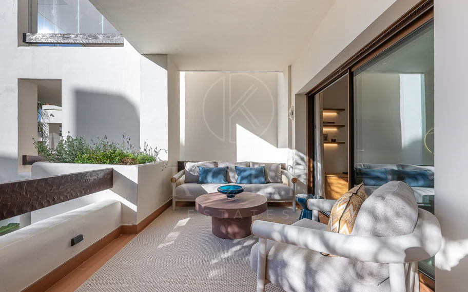 Apartamento moderno en primera línea de playa en Bahía del Velerín