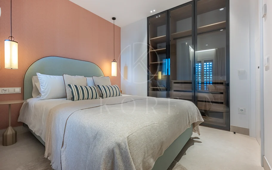 Apartamento moderno en primera línea de playa en Bahía del Velerín