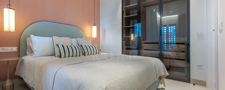 Apartamento moderno en primera línea de playa en Bahía del Velerín